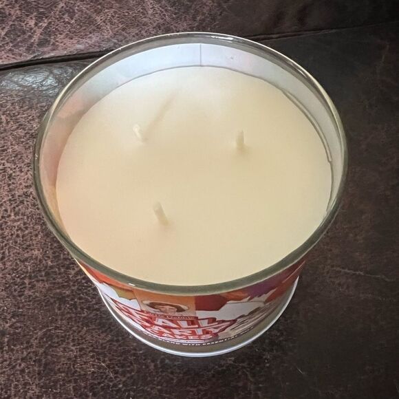 Goose Creek Limited Edition Little Debbie Series Fall Party Cakes 3 Wick Candle - Picture 6 of 8